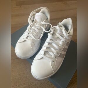 Adidas women sneakers 6